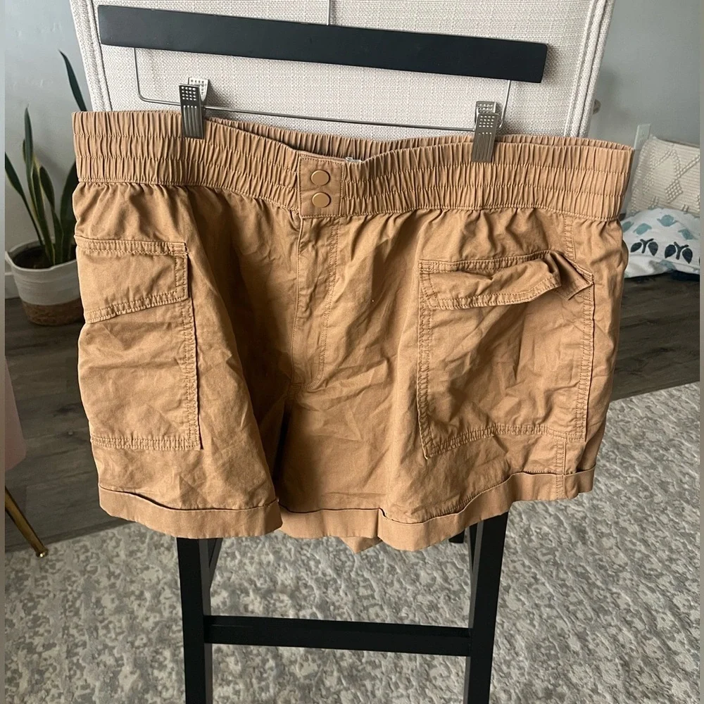 EUC Abercrombie Utility Cargo Shorts, 100% Cotton, Brown, XL - Picture 2 of 8